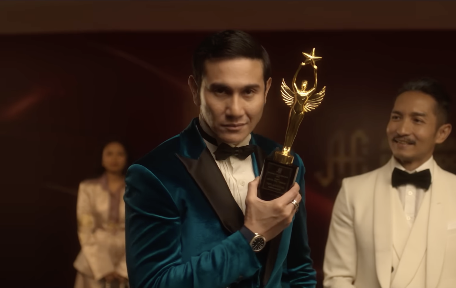 Uncover Celebrities Dark Secret Through ‘Lupa Daratan’